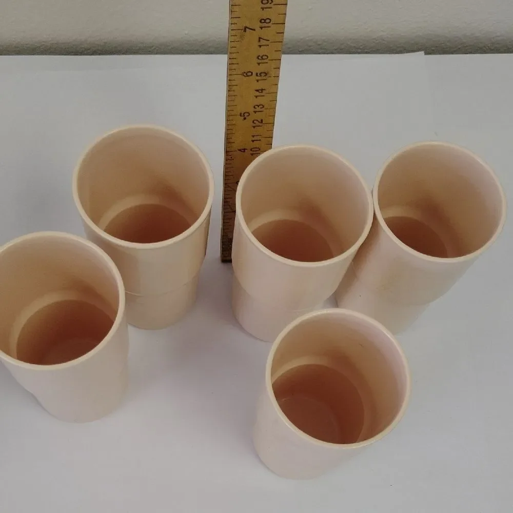 Set of 5 Cream Tupperware Tumblers